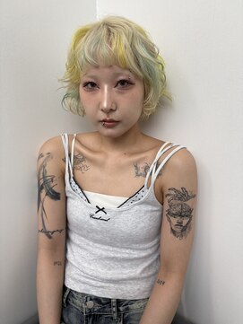 ソル 栄矢場町(SOL) ホワイトカラー/ブリーチ/シルバー