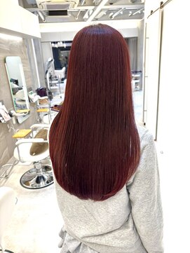 アナ ラーナ(Anna Lanna) 赤髪シャンクス、ワインレッド、バイオレットピンク