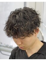 オーバル ジングウマエ(OVARL jingumae)&nbsp;シャドウパーマサーフカールフェザーパーマツイストスパイラル