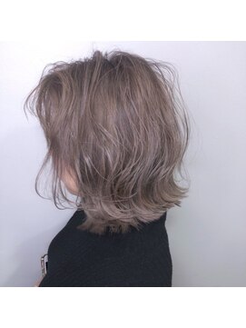 サングース(Sungoose) <sungooseTOKYO>丸みショートウェーブ外はね