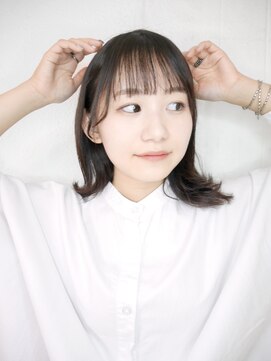 シュシュ(shushu) 20代30代40代小顔外ハネ/モカベージュ【有海一生バングあり】