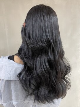 ラックスビー スカイ 大阪梅田店(LUXBE SKY) 艶髪ブルーブラック/韓国/秋冬カラー/髪質改善