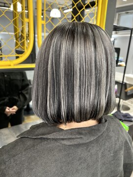 ロイオブジゼル(roi of GiseL) バレイヤージュ ハイライト ケアブリーチ