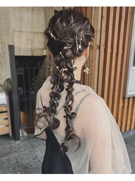 ロレト(Loreto) お呼ばれヘア