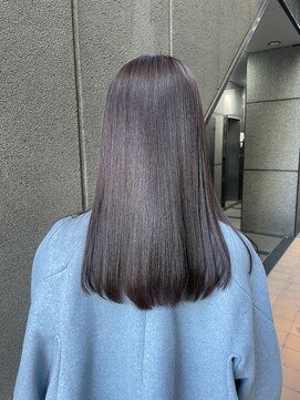 エヌトゥーナ 表参道(Ntuna) 葡萄カラー