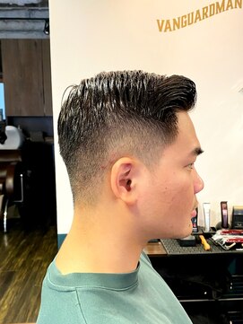 ヴァンガードマン 早稲田(vanguardman) サイドパートスタイル