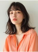 外ハネミディアム　顔周りカット　小顔カット　顔周りレイヤー
