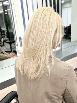 ランズ(LANDS) ホワイトブロンド【韓国 大阪 梅田】