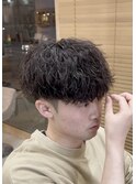 刈り上げツーブロックツイストスパイラルパーマメンズマッシュ