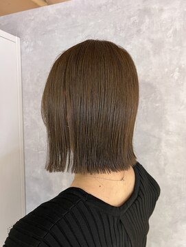 モク(mok) 切りっぱなし外ハネボブ