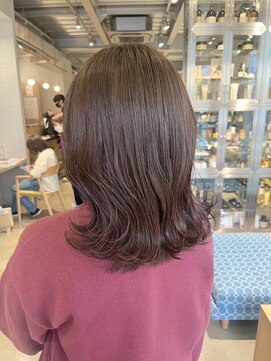 オーガニック リブ 川越(organic+live) 大人可愛い切りっぱなしひし形レイヤーカットモカベージュ
