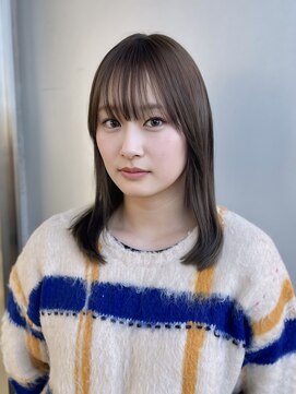 エアー 青山(AIR) 透明感カラーアッシュグレージュレイヤーカット髪質改善