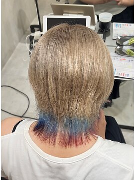 フリーク(FLEEK) ブロンド×デザインカラー