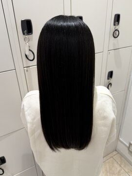 ケンジ 平塚 アネッタ(KENJE annetta) 髪質改善/艶髪