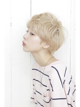 コリーナ(collina) 【collina代官山】kirihara ホワイトベージュマッシュショート A