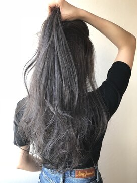 ディコ(Dico) Hona hair ☆ グレーアッシュ×ハイライト