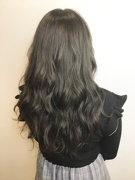 ルフェール ビューティーアンドスパ(REFAIRE beauty&spa) 【お客様スナップ】カーキ　グリーン　マットカラー