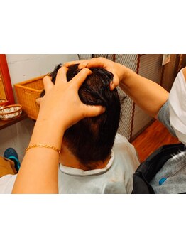 当店人気☆遠方からのヘッドスパ目的の方も続出!リラックス&髪のエイジングケアにヘッドスパが自慢のサロン