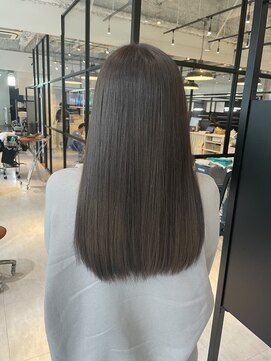 エミュスト(Emuest) 伸ばしかけヘア