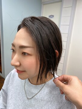 ピース トウキョウ(PEACE TOKYO) バッサリ切って前下がりボブ