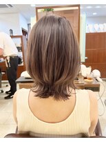 キアラ(Kchiara) くびれが可愛い大人ミディアム