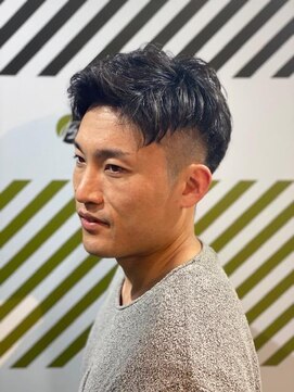 バーバーバー 四谷(BARBER-BAR) 大人カッコいい30代40代50代以上アップバンクショート