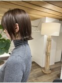 明るい白髪染めイルミナカラーヘイリーボブショート切りっぱなし