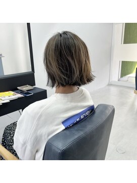 チーク(CHiiK) ボブ×バレイヤージュ