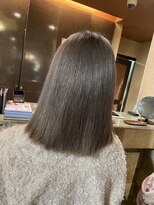 リー 東三国(Lee)&nbsp;ボブ×ミルクティーベージュ