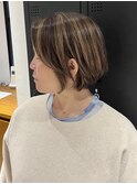 スライシングハイライト ショートボブ ベージュ 【窪田】川崎