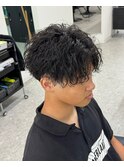センターパートツイストスパイラルパーマ