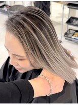 メロ 恵比寿(melo)&nbsp;大人ショート　白髪ぼかし　脱白髪染め　ハイライト40代50代60代