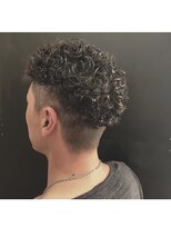 ジュラク(JURAKU) メンズツーブロック×カーリーパーマ