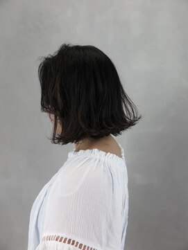 ルッソ チアロ(Lusso chiaro) ゆるふわボブ/くびれショート/30代/40代/50代