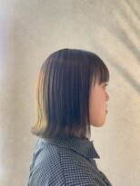 ココ(qoqo) 切りっぱなしボブ 外ハネスタイル