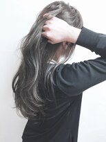 リルア 博多(LIRUA)&nbsp;『外国人風プラチナグレー』