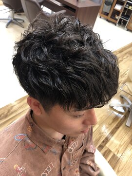 スワン山の田 ツーブロック×パーマ