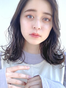 ガーデントウキョウ(GARDEN Tokyo) 【GARDEN 田中麻由】韓国風レイヤーオフィスヘアエアリーミディ