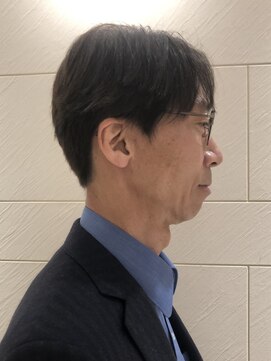 ビュートリアム 梅田(BEAUTRIUM) ビジネス/王道/ショート/センター/40代/50代/梅田