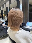 切りっぱなしボブ ミルクティーベージュカラー