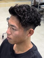 フィフス 天神大名(fifth) スペインカールパーマショートハーパーフェードメンズカット眉毛