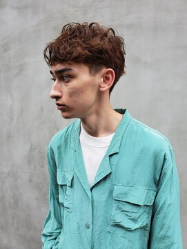 ガーランド (Garland) メンズカット/前髪カット/ミディアムヘア/ブリーチなし