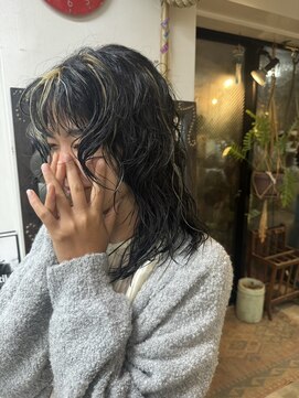 リブロ 三軒茶屋(LIBRO) ショートカットショートヘアボブボブウルフネビージュワンレン