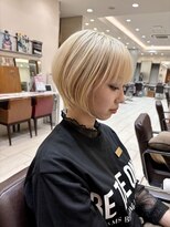 ピークアブー アヴェダ アトレ恵比寿(PEEK-A-BOO AVEDA) ショートボブ