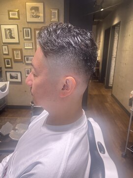 ステイゴールド 新百合ヶ丘(STAY GOLD) スキンフェード