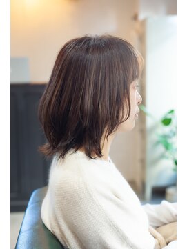 リスボーン(RESBORN) 【30,40,50代ナノバブルカラーで収まりのいい軽さある外ハネ】