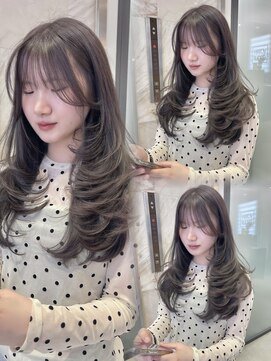 リリー(Lilley) オリーブベージュ×小顔レイヤー×韓国風巻き×髪質改善