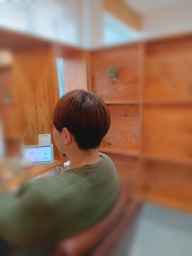 アドラーブル 長岡新保店(adorable) 大人可愛いマッシュショート刈り上げ