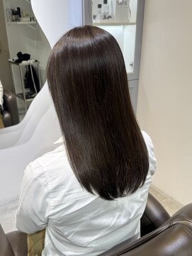 こっくりダークチョコ。大人の白髪ぼかし