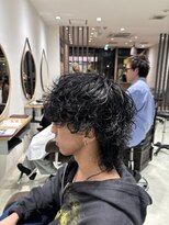 アース 三軒茶屋店(HAIR&MAKE EARTH)&nbsp;無造作な動きのウルフスパイラル【三軒茶屋】